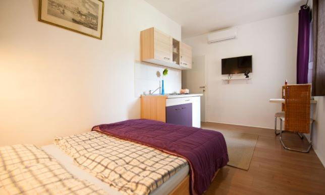 Centar 2 Private Room With Ensuite And Kitchenette Split Kültér fotó